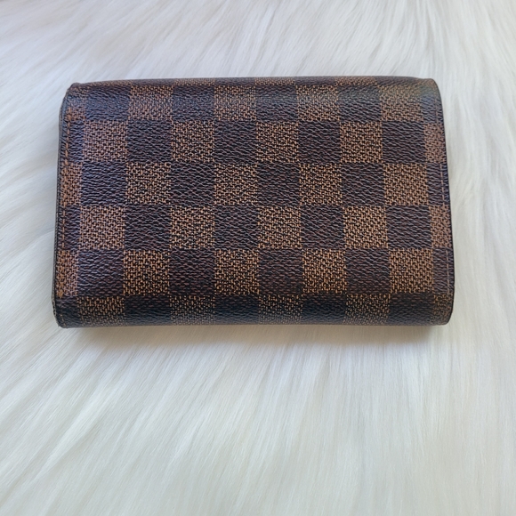 Louis Vuitton Damier Portefeuille Alexandra Trifold Wallet - Picture 2 of 16